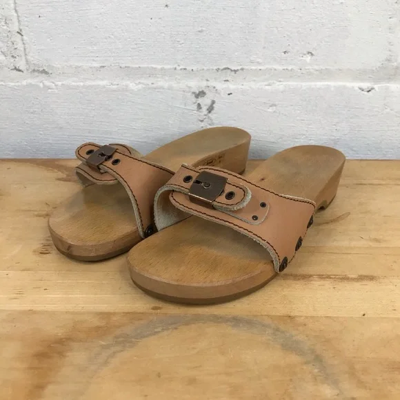 Vintage Dr Scholl Womens Size 6 Wooden Shoes - Picture 1 of 12